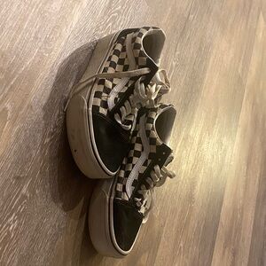 Vans Checkerboard Low-Top Sneakers in Black & White